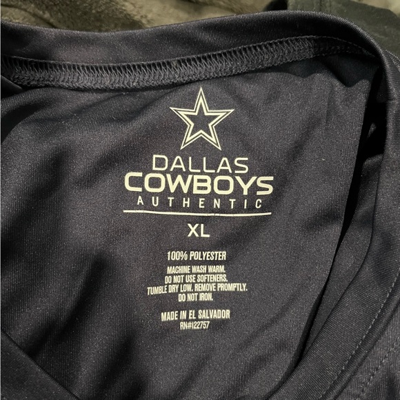 Dallas Cowboys Authentic NFL T-shirt Size XL Polyester - Picture 5 of 6